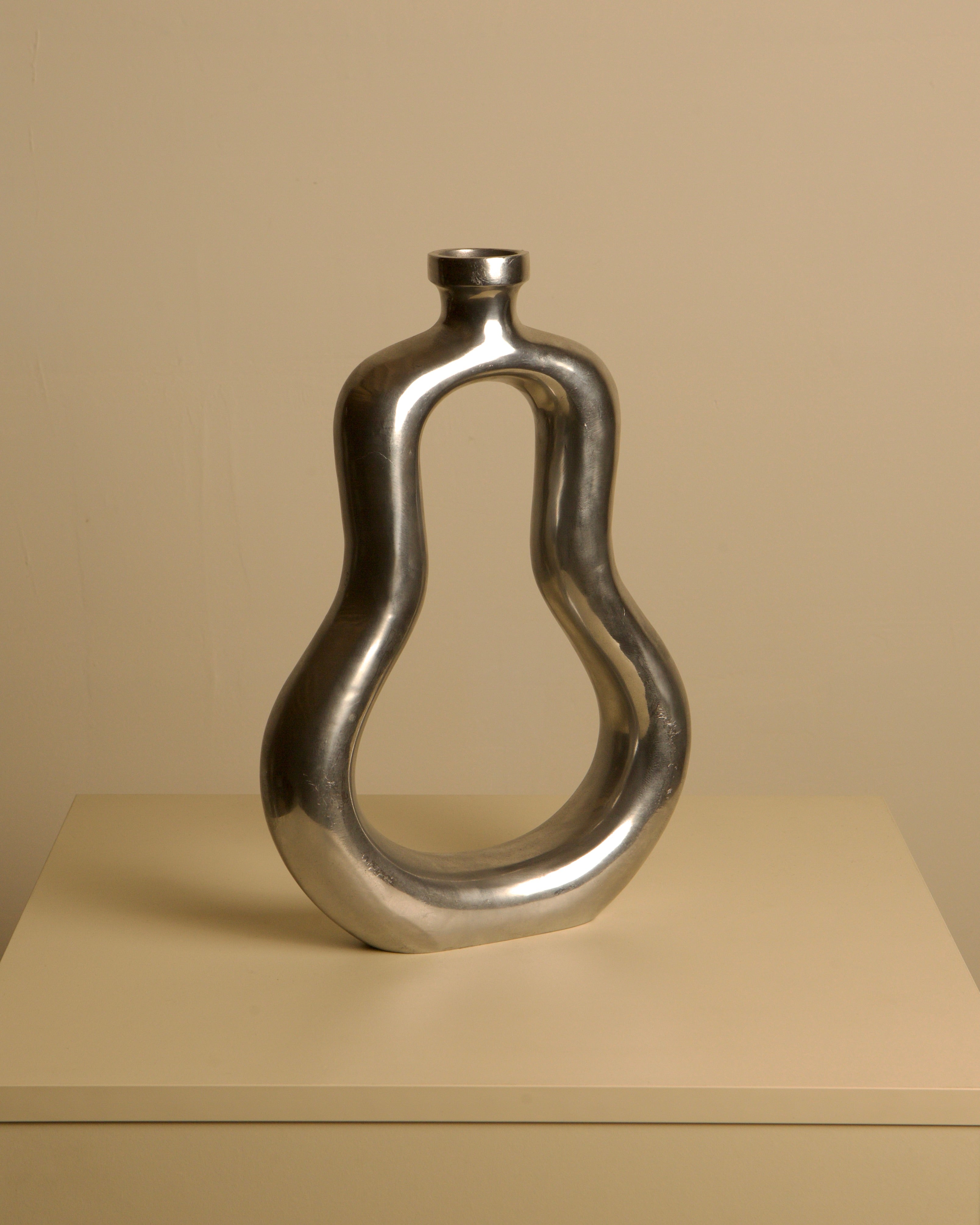 Italian cast aluminum vase 80's by Treaptyque | The Oblist — metallic silver finish