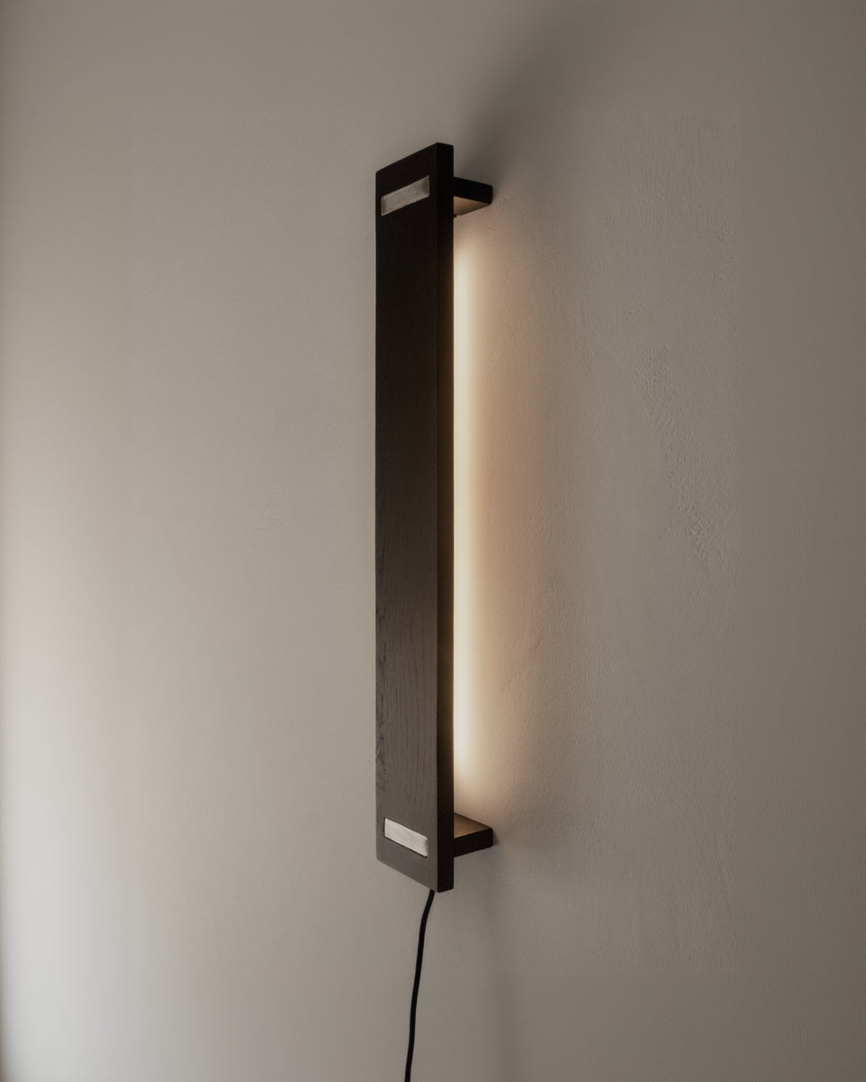 The Flare Wall Lamp by COSEINCORSO | The Oblist
