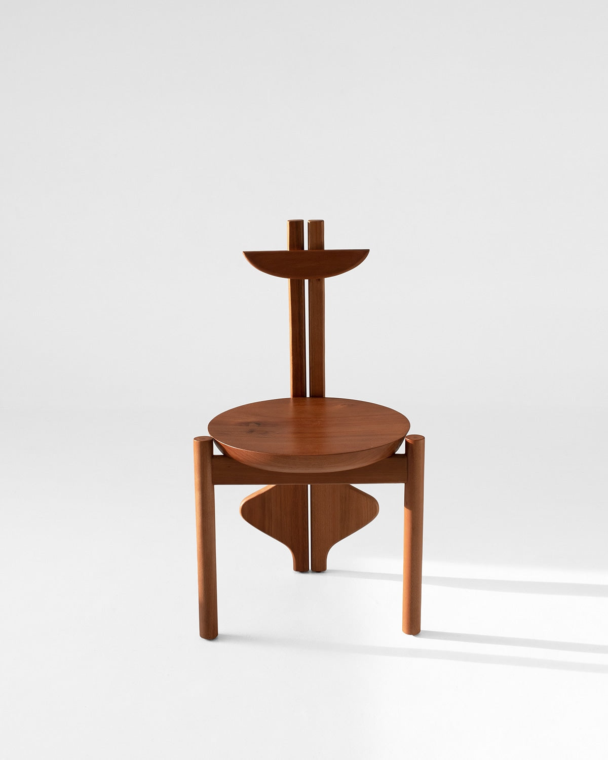 Chaise "Estaca" Fabriquée à la Main en Bois Massif