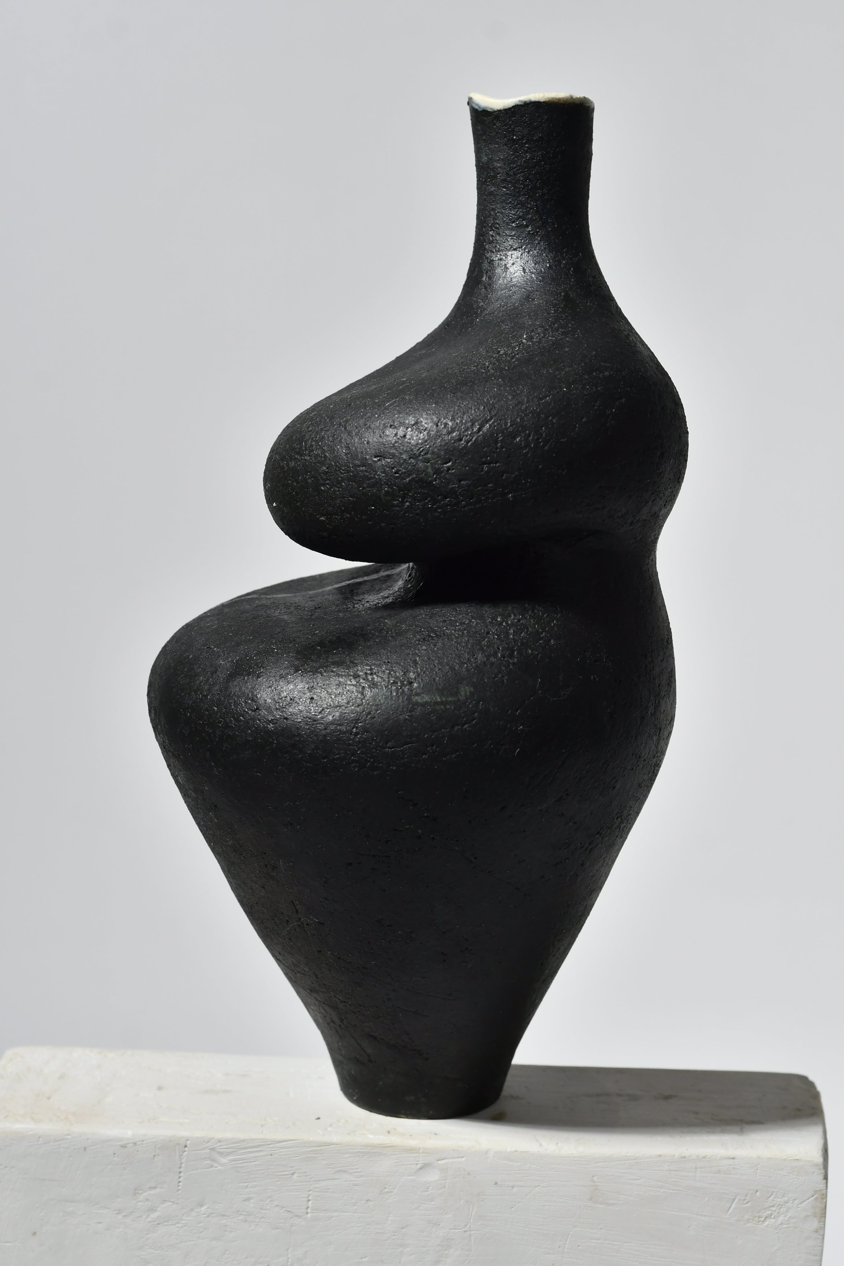 Black Lilith by Lucia Mondadori | The Oblist