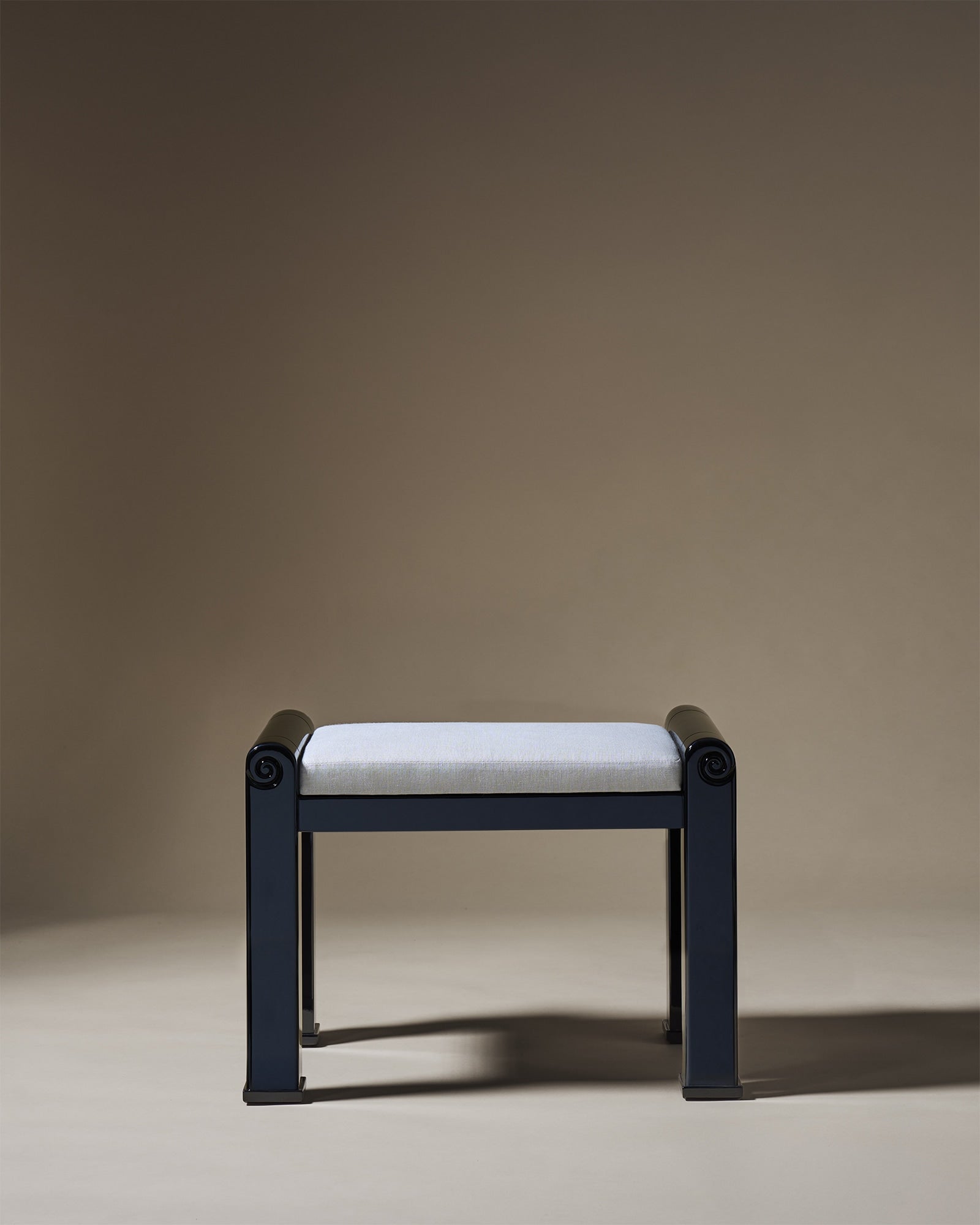 The Nautilus Stool by Astrid Houssin | The Oblist