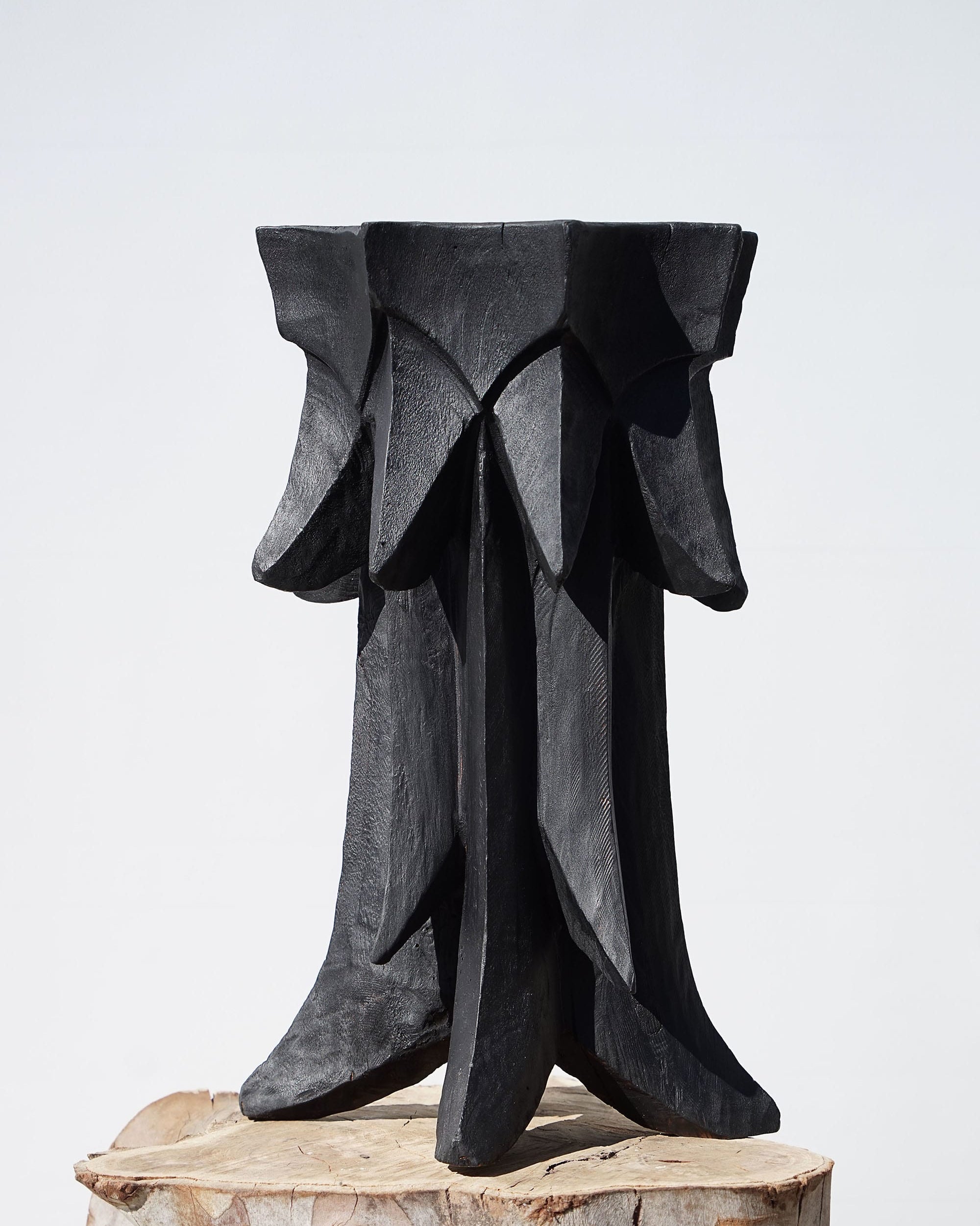 Coffee Table "Flower" by Touch With Eyes | The Oblist