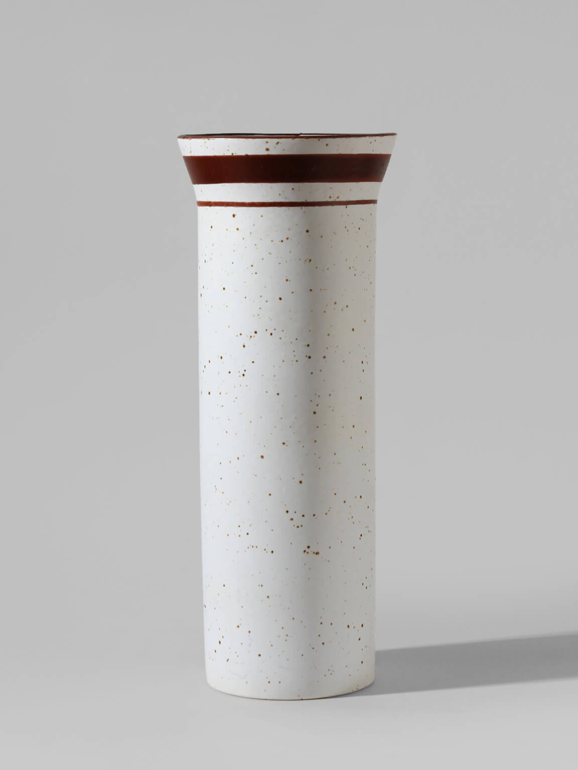 Sven Wejsfelt Handmade Ceramic "Belinda" Vase, For Gustavsberg, 1960s | The Oblist — speckled white ceramic with brown stripe