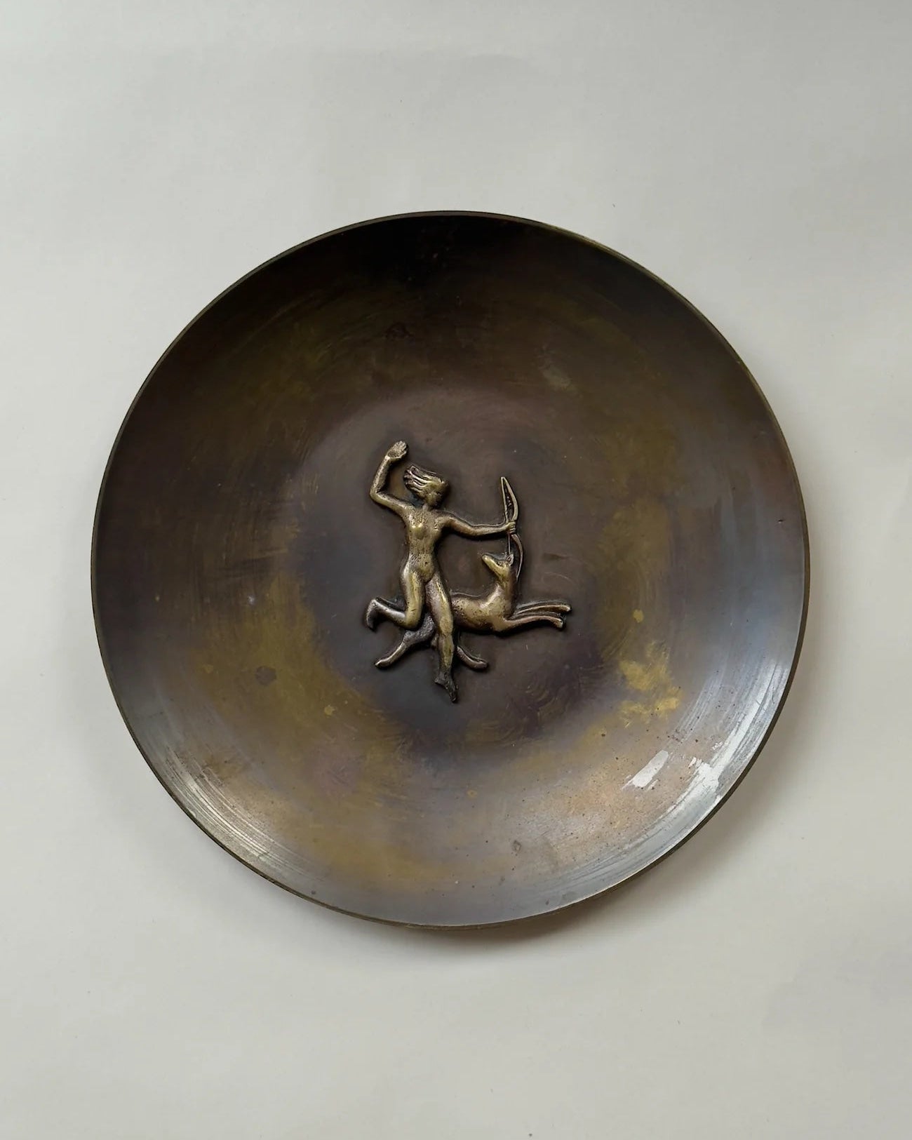 Plaque murale en bronze, années 1930