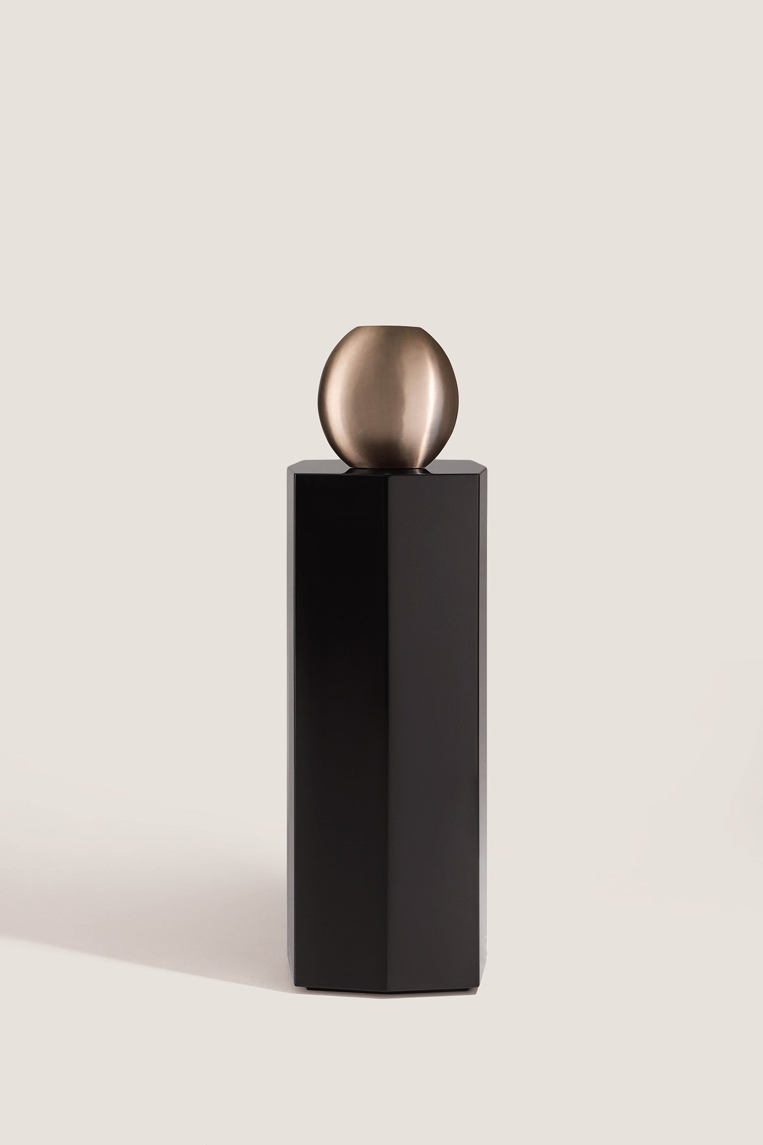 'Ame II' Lacquer Pedestal — alternate view