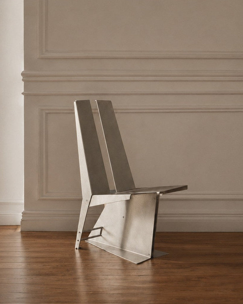 Quilla Chair in Aluminum by Valuarte | The Oblist
