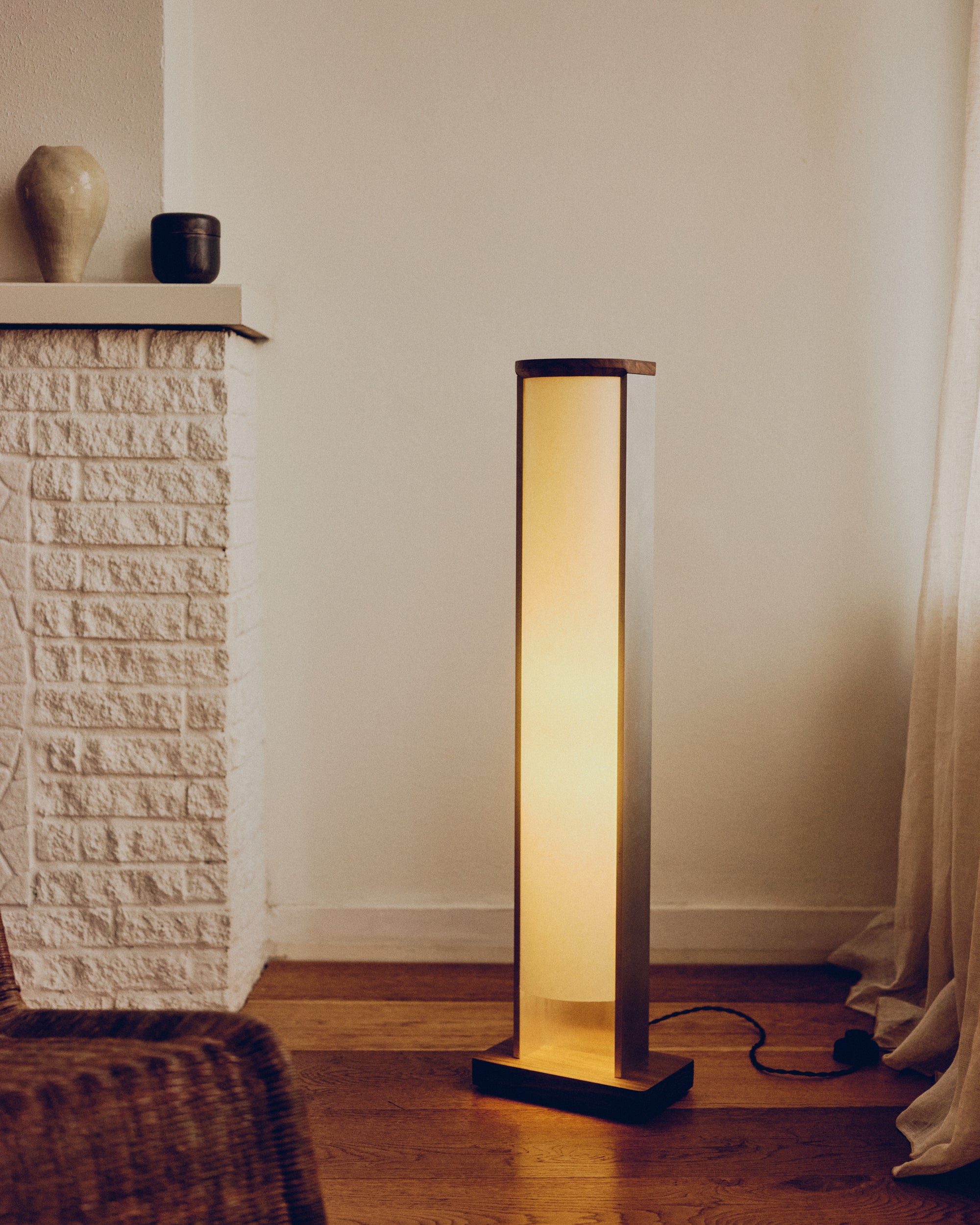 Aluminium Floor Lamp by PARCTA | The Oblist — modern design, warm light