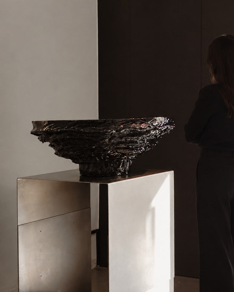 SK7-B — Sculptural Ceramic Vase. Limited edition 25 + 1 AP — detail view