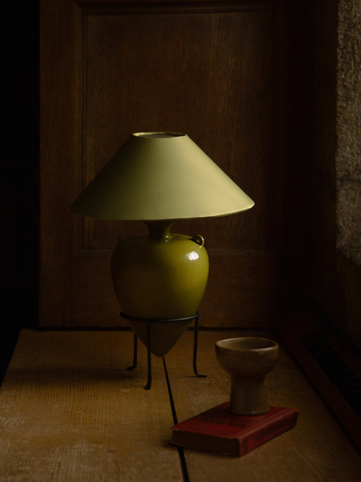 Vittoria Table Lamp by Huey Lightshop | The Oblist