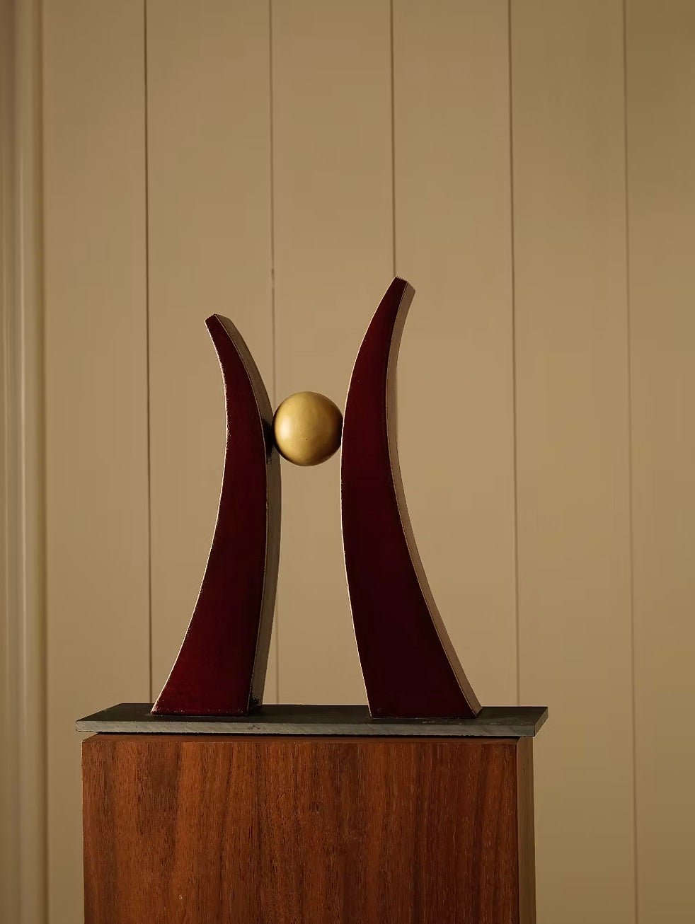 Incontro Ceramic Sculpture by Les Objets Amsterdam | The Oblist