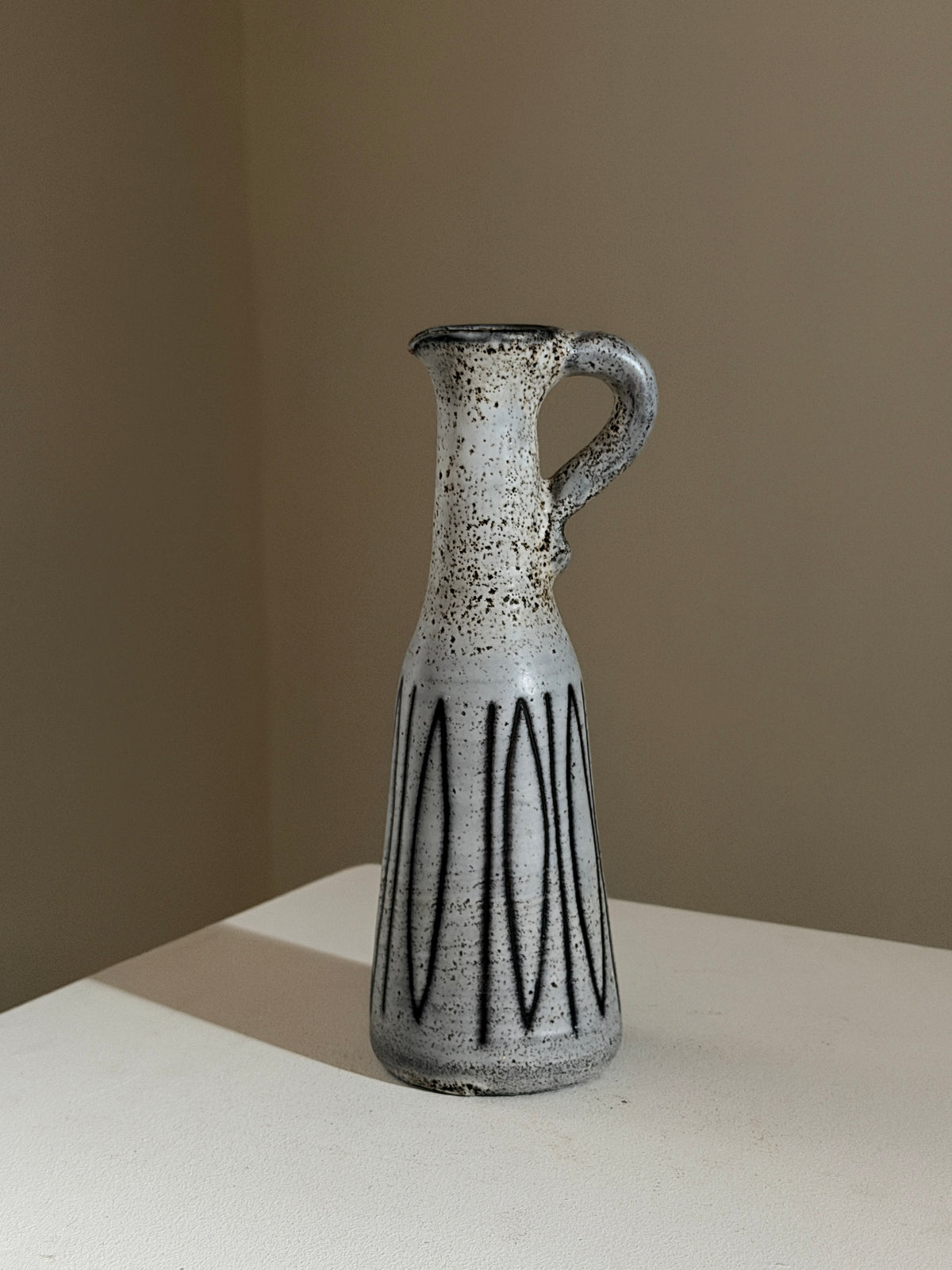 Small handled pitcher by Jacques Pouchain, Dieulefit, France, circa 1960. by Figuresdesign | The Oblist