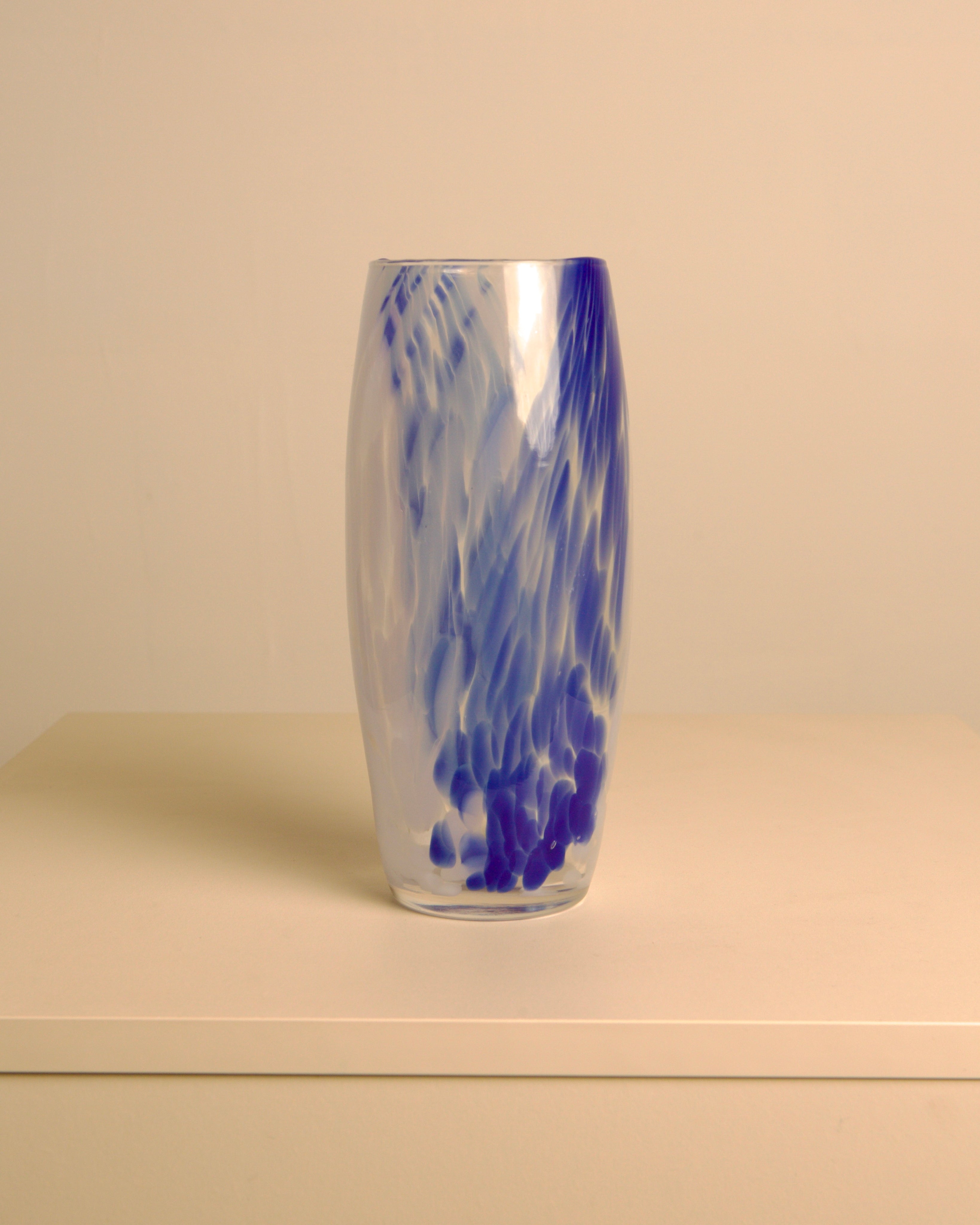 80s Italian Murano glass vase blue and white bubbles by Treaptyque | The Oblist
