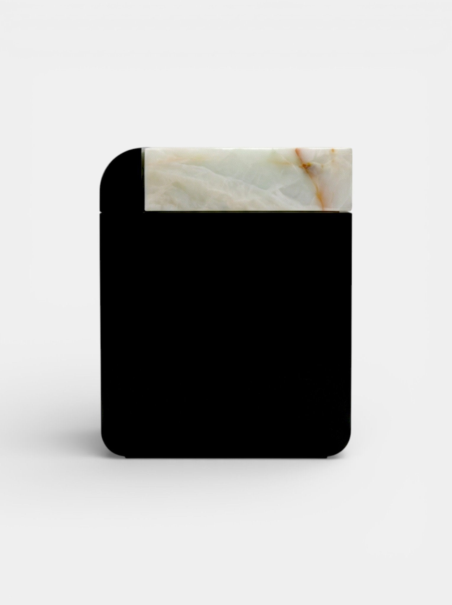 Amo Black Lacquered and Green Onyx by Marbera | The Oblist — modern black finish, green onyx top