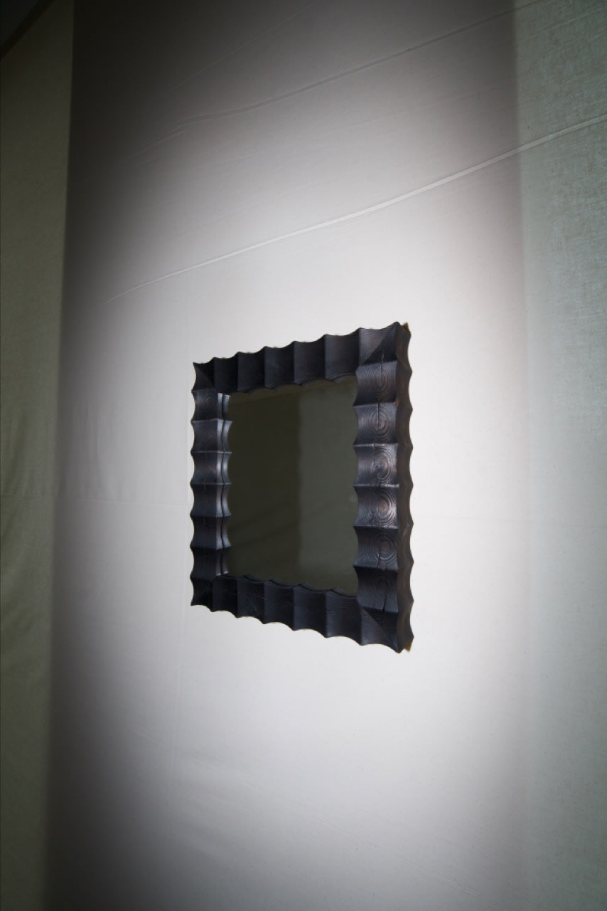 The Spiky Miroir — lifestyle setting