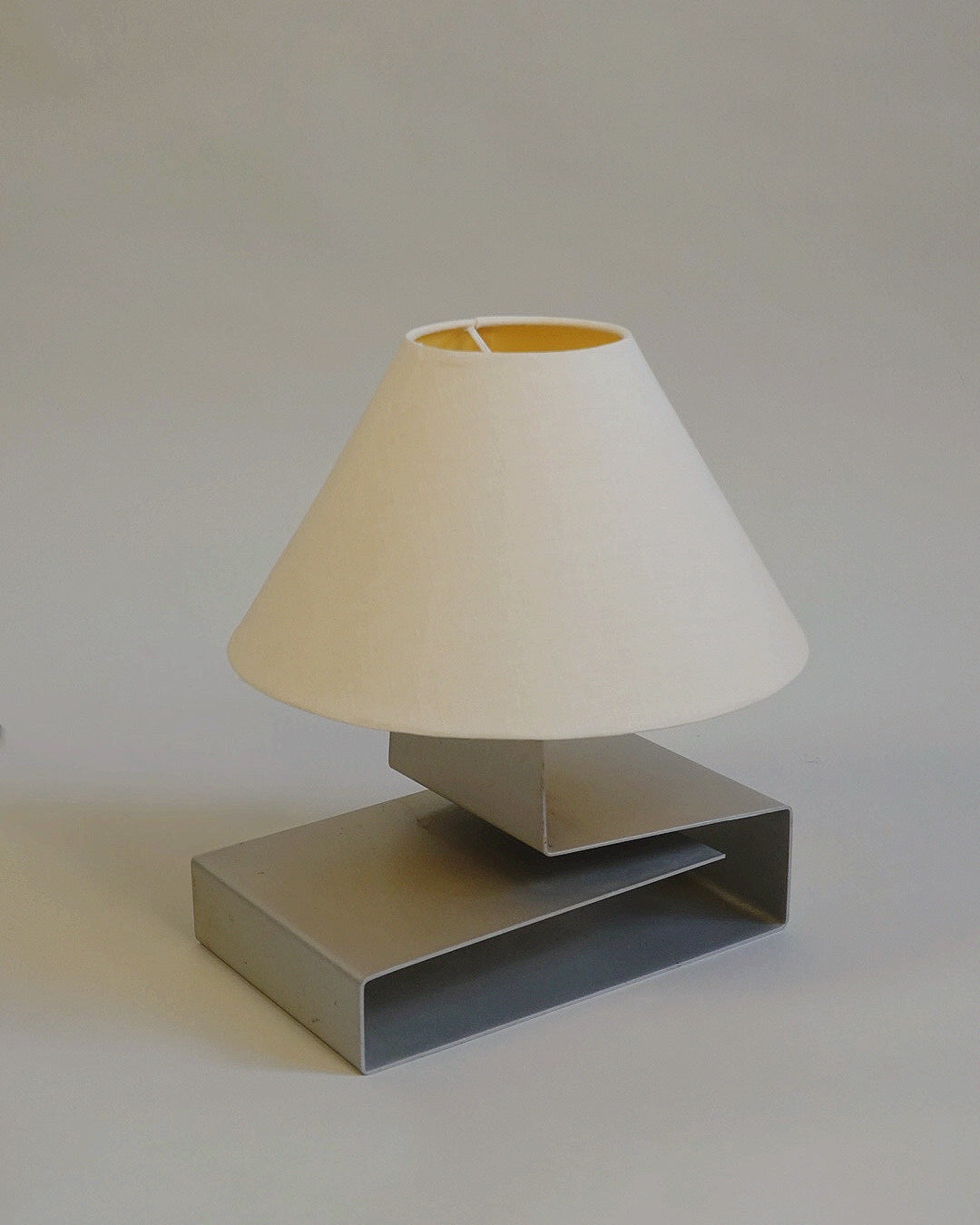 Modernist Bedside Lamp c.1970 by Myakin | The Oblist