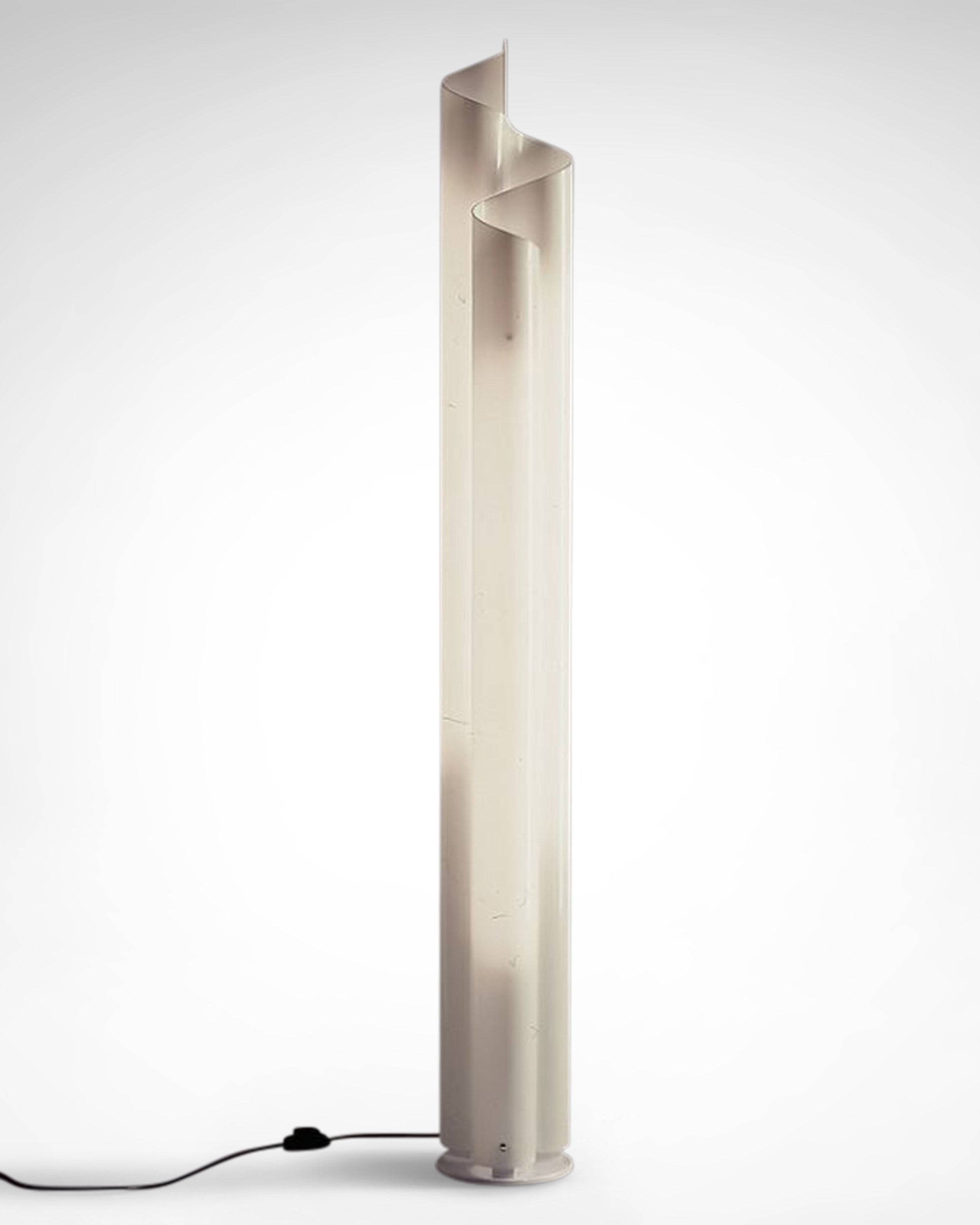 Chimera floorlamp by Vico Magistretti for Artemide Italy 1980s by Redesignable | The Oblist