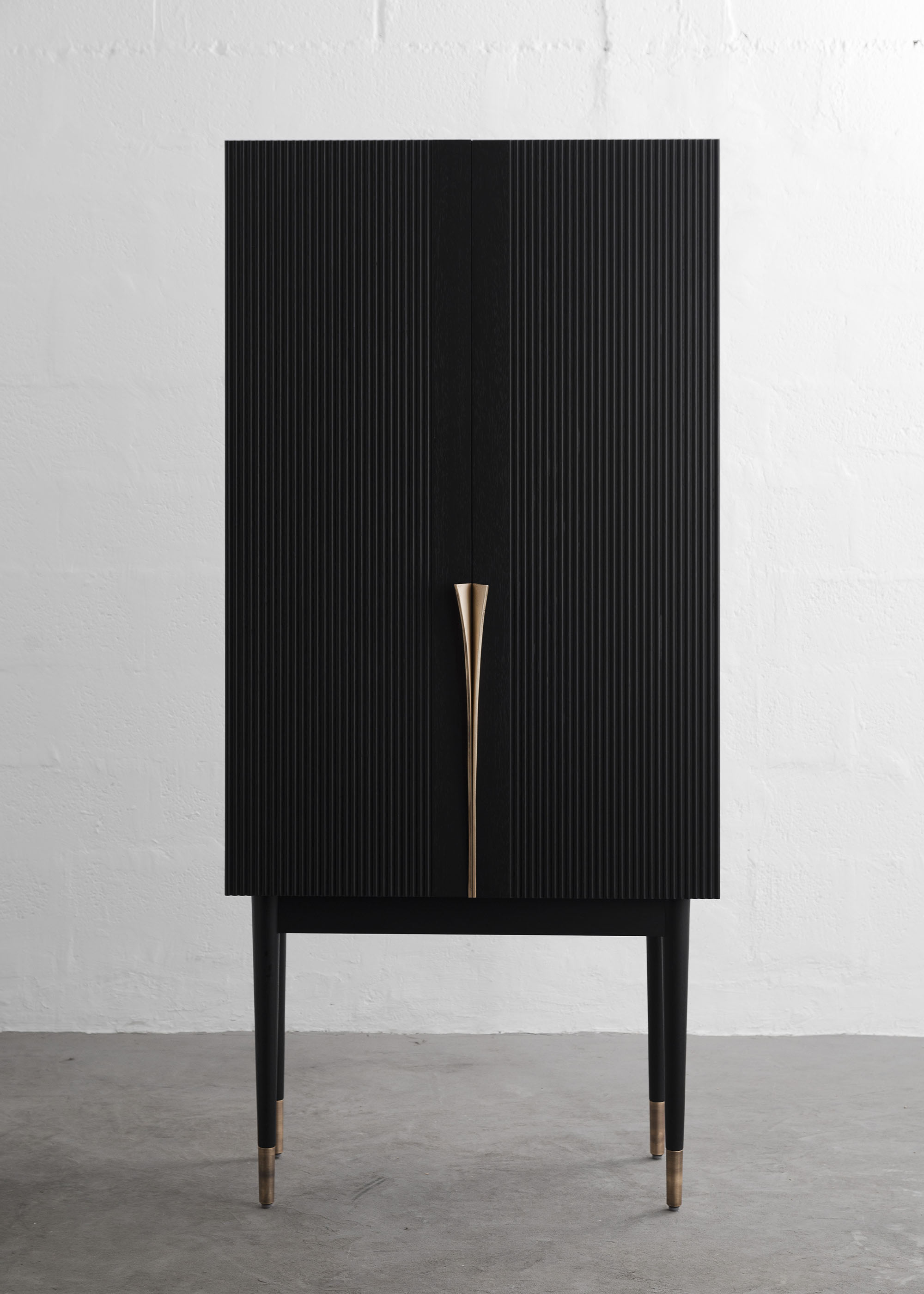 PERFIDIA_01 Bar Cabinet in Solid Wood and Casted Bronze Details by ANDEAN | The Oblist