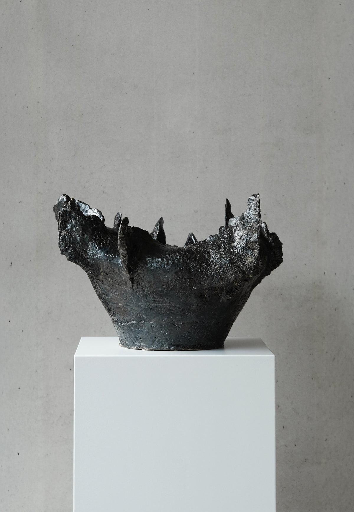Gallop I, Vessel Sculpture by Veronika Janovec | The Oblist