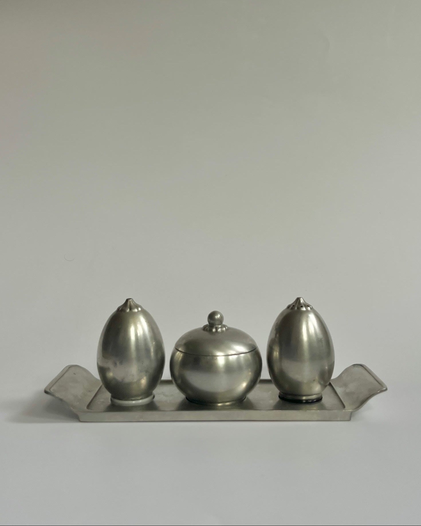 Ensemble de sel et poivre Art Déco par Just Andersen