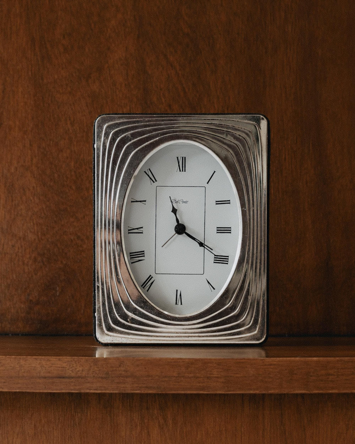 Vintage 1960s Silver Plated Desk Clock by Del Conte Italy, Rectangular Case with Oval Clock Face, Mid Century Design, Elegant Gift Idea by Bottega Jacobs
