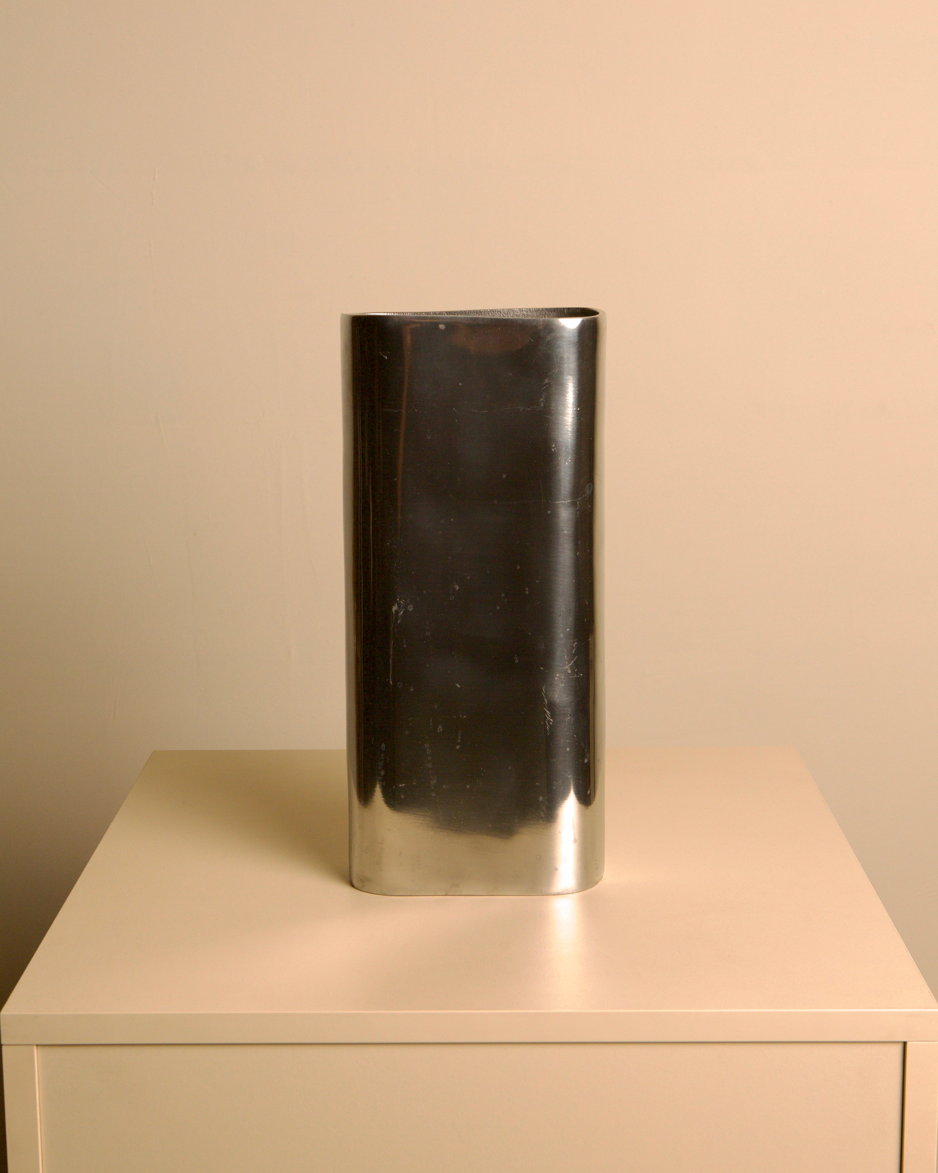 Cast Aluminium Vase, Italy, 1980s — detail view