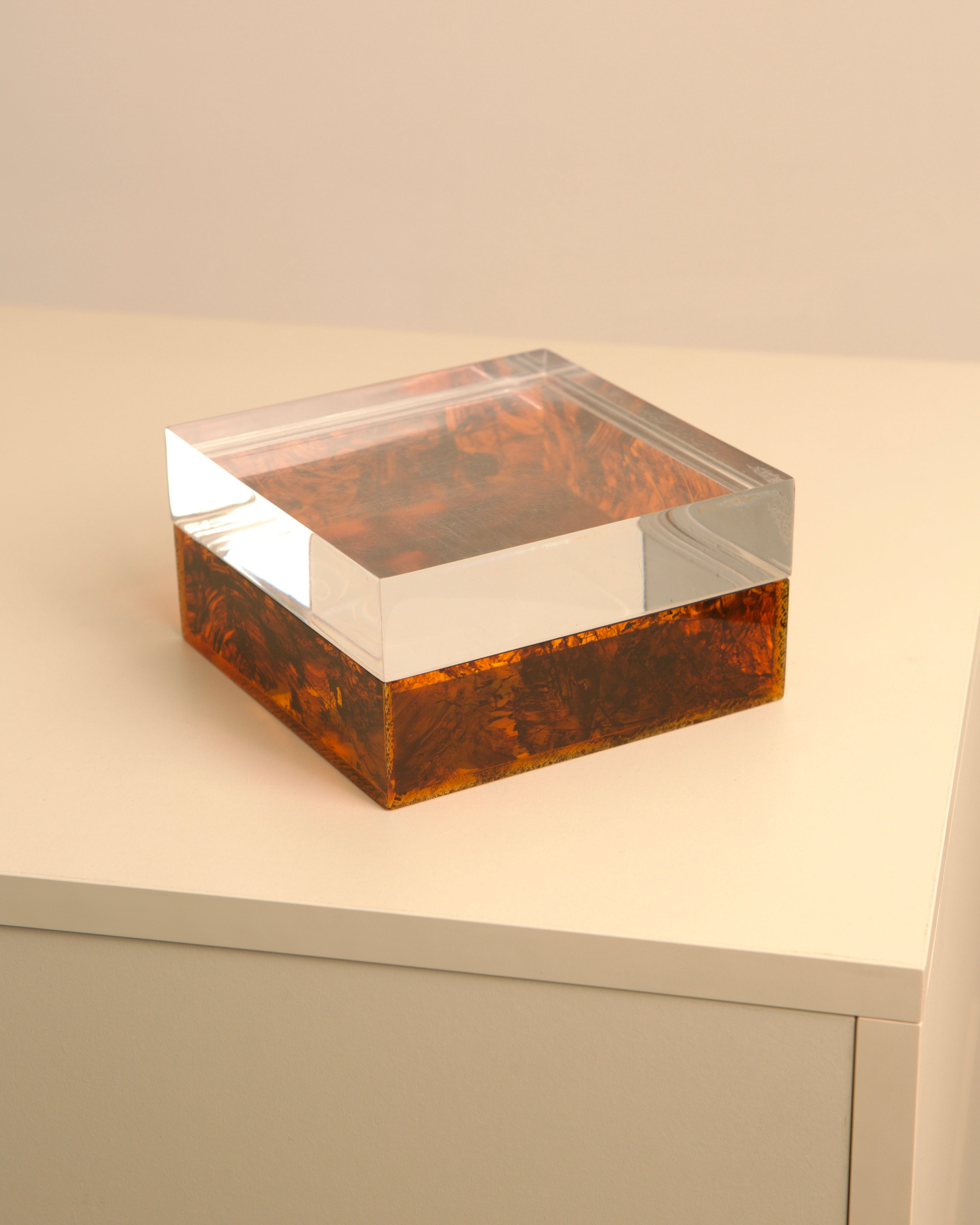 Large Italian Acetate and Plexiglass Box from the 70s