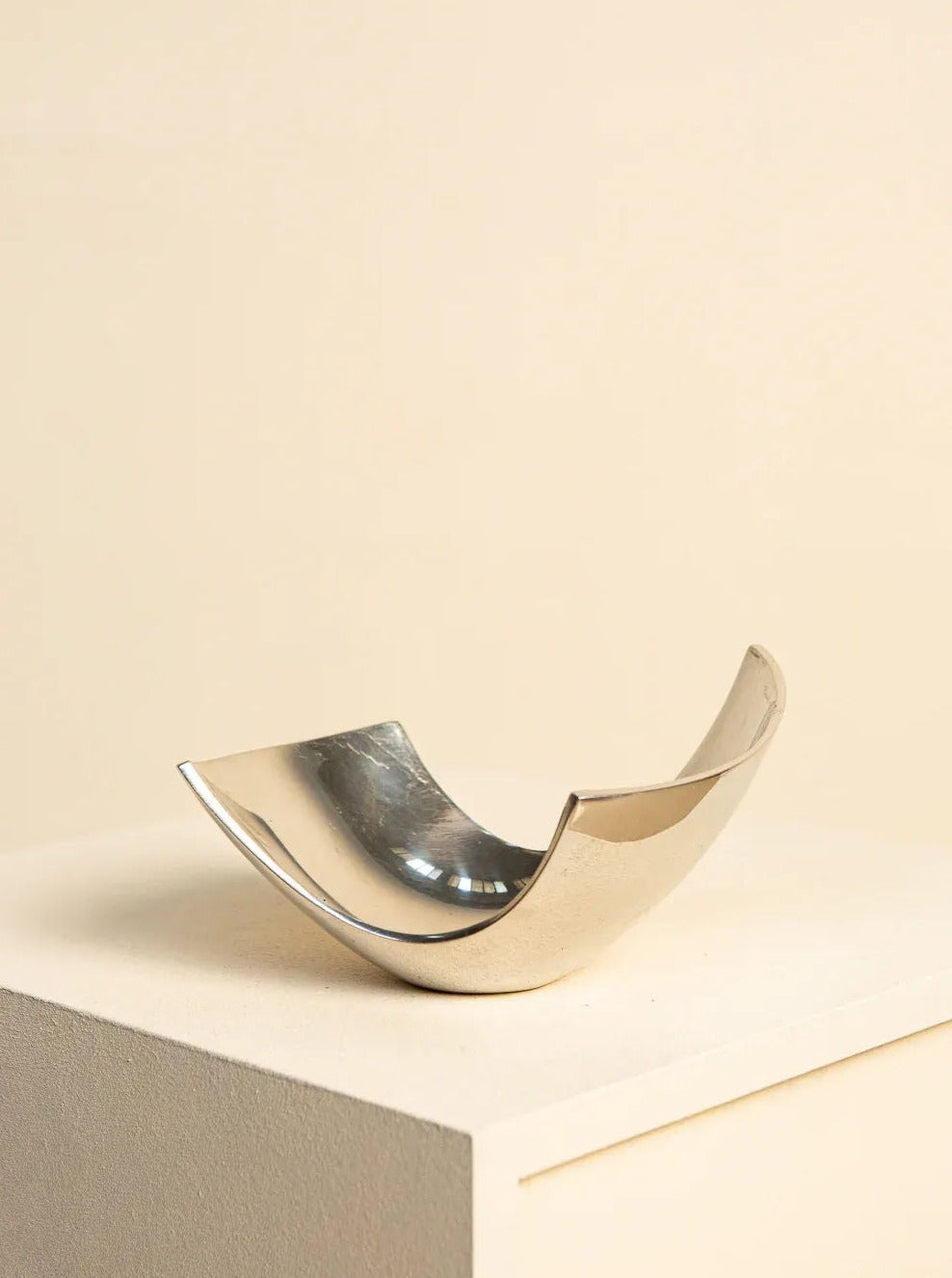 Vintage 80's Italian Fruit Basket with Unique U Shape and Colorful Fruits