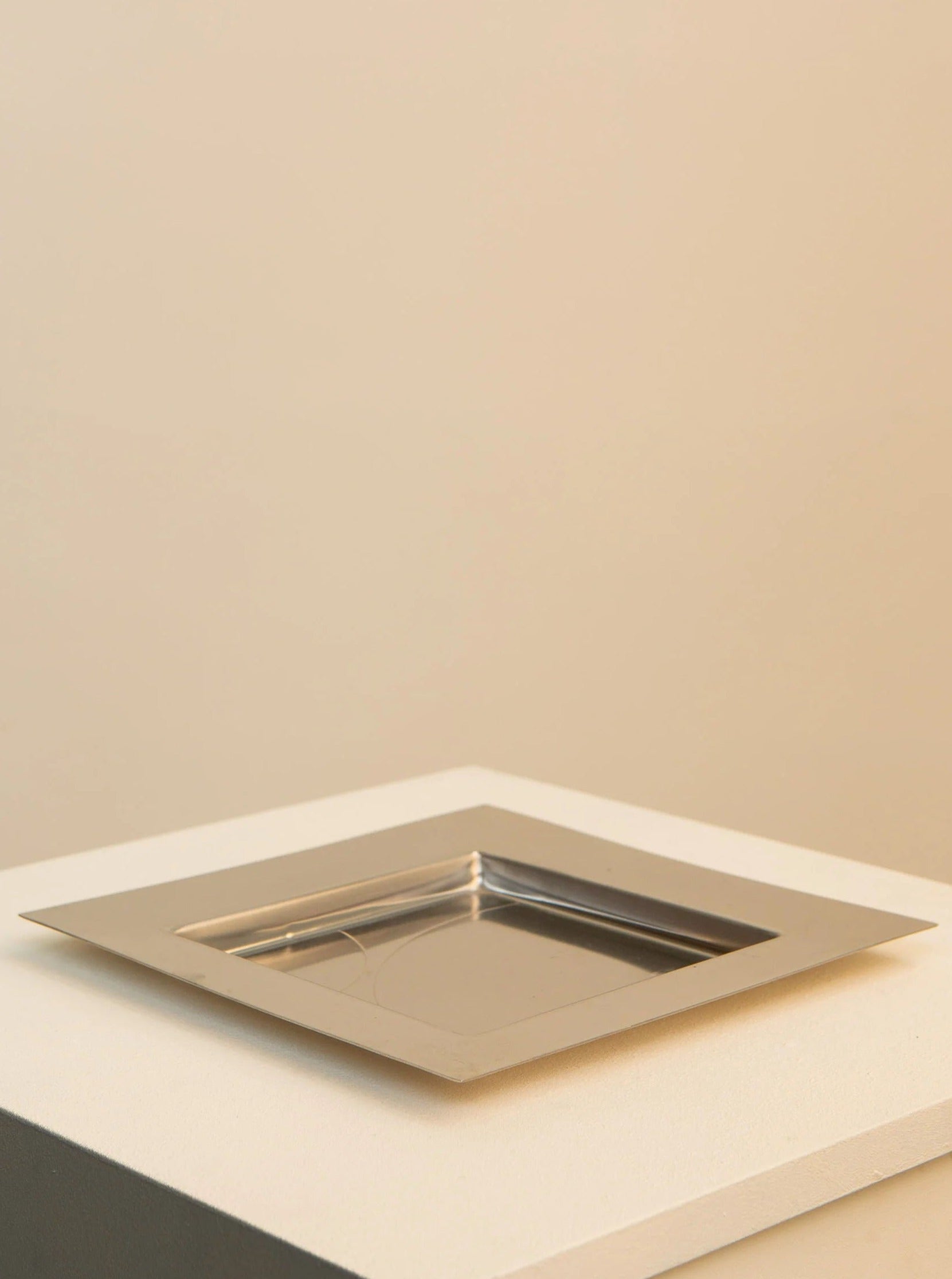 Vintage 1970s Metal Tray designed by Mattia Pastorino for Cleto Munari, featuring sleek, modernist lines and a polished metallic finish with a touch of retro elegance