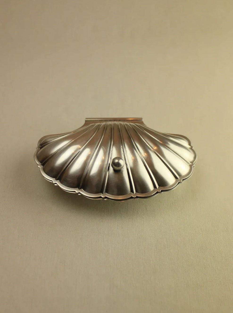 Shell Shaped Jewelry Box with Mother of Pearl Inlay