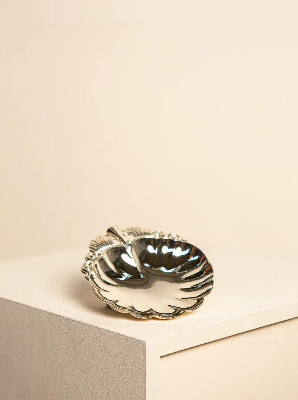 Italian Silver Plated Scallop Tray 80's displayed on a marble table