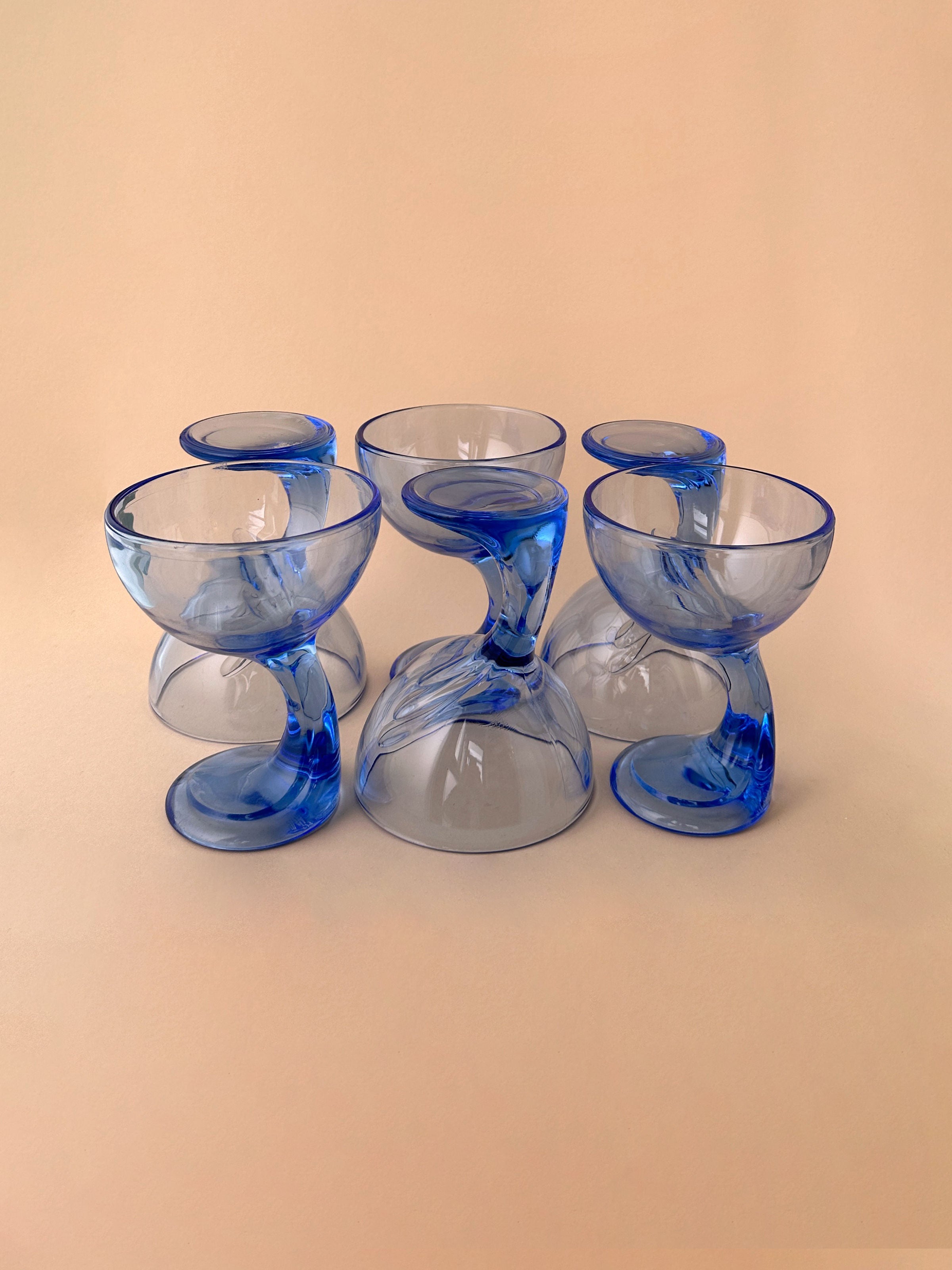 6 Italian Postmodern Design Dessert Bowls from the 1980s, made of colorful hand-blown glass with geometric patterns and gold accents