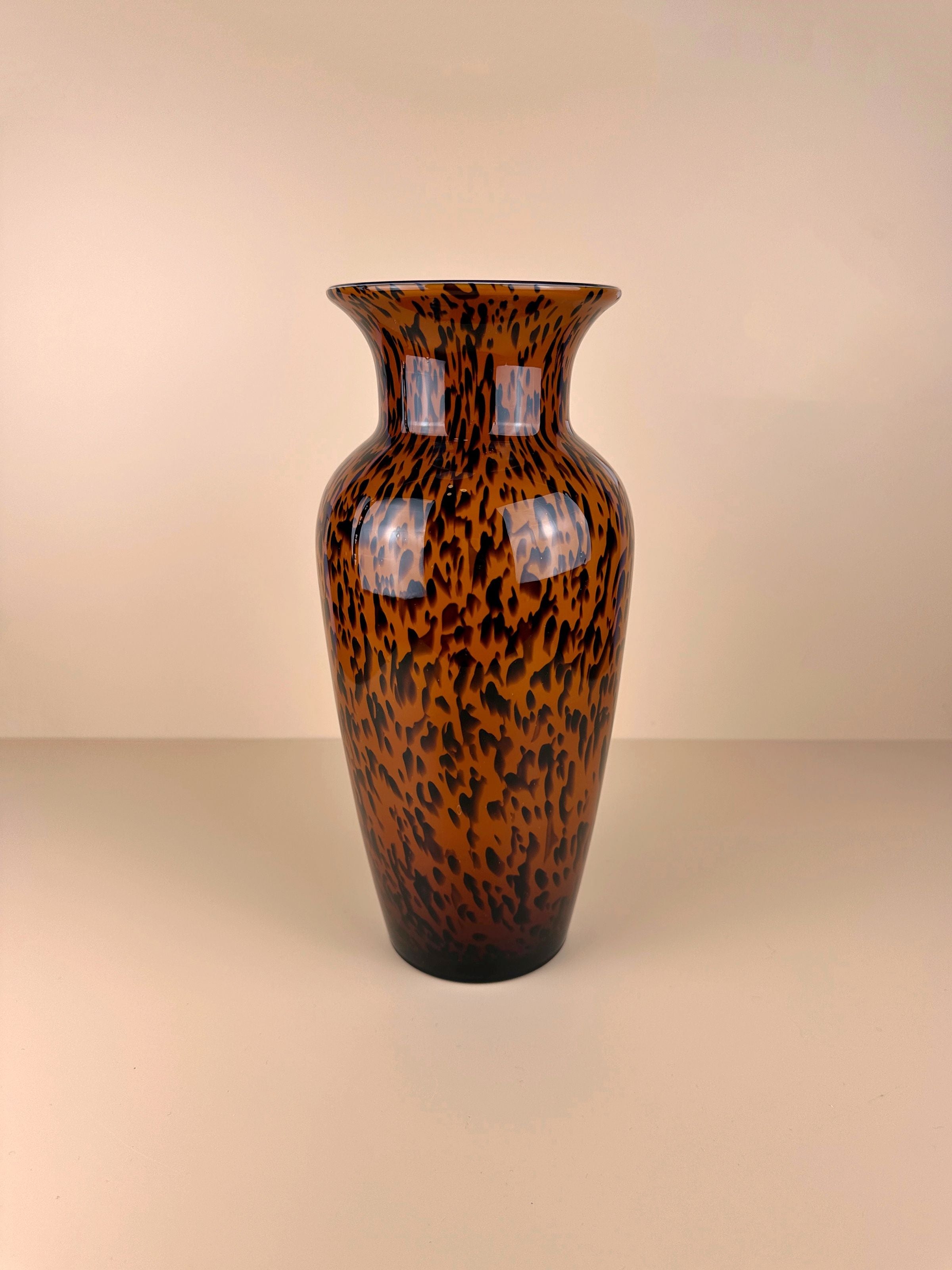 1980s Murano Vase Tortoise pattern in vibrant amber and brown swirls