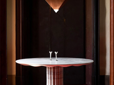 Calacatta vs Marbre de Carrare : Choisir la Pierre Idéale pour le Mobilier