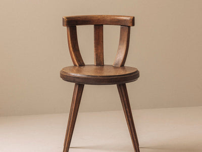 Comment choisir la bonne chaise de salle à manger pour une maison moderne du milieu du siècle
