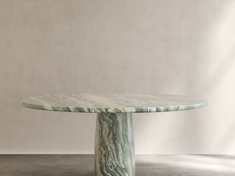 Le guide complet pour meubler de petits appartements de luxe