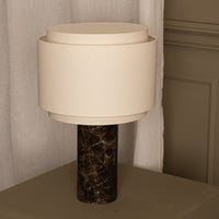 Conception de Salon Contemporain : Marques Émergentes Redéfinissant les Espaces Modernes