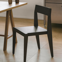 Chaise en bois : Pourquoi les designs en bois modernes élèvent chaque intérieur
