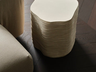 Tables d'appoint pour le salon : Un guide pour un design fonctionnel et chic
