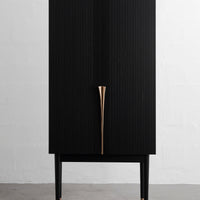 Curated Marketplaces vs. Traditional Galleries: Where Should Collectors Buy Contemporary Furniture?