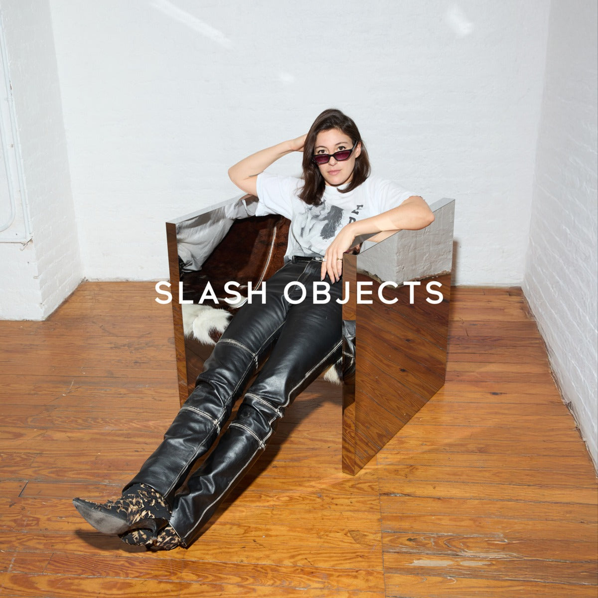 Logo Slash Objects