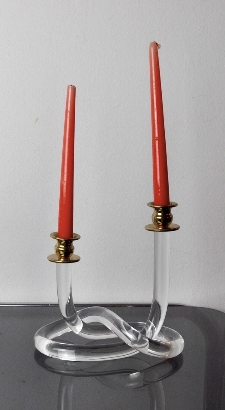 Vintage 1970 Dorothy Thorpe Pretzel Methacrylate Candle Holder with unique acrylic material and elegant pretzel shape