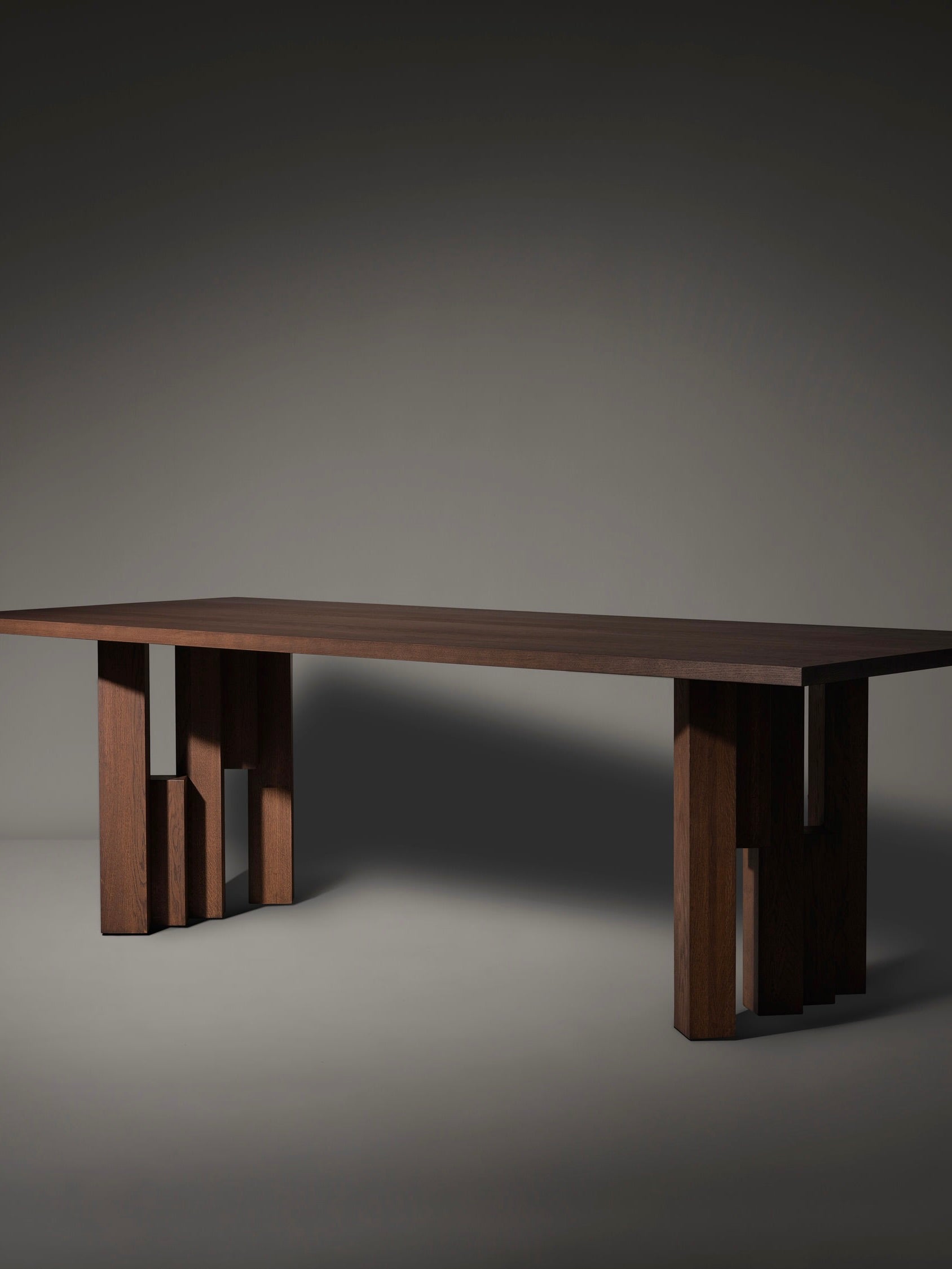 Fenestra Table