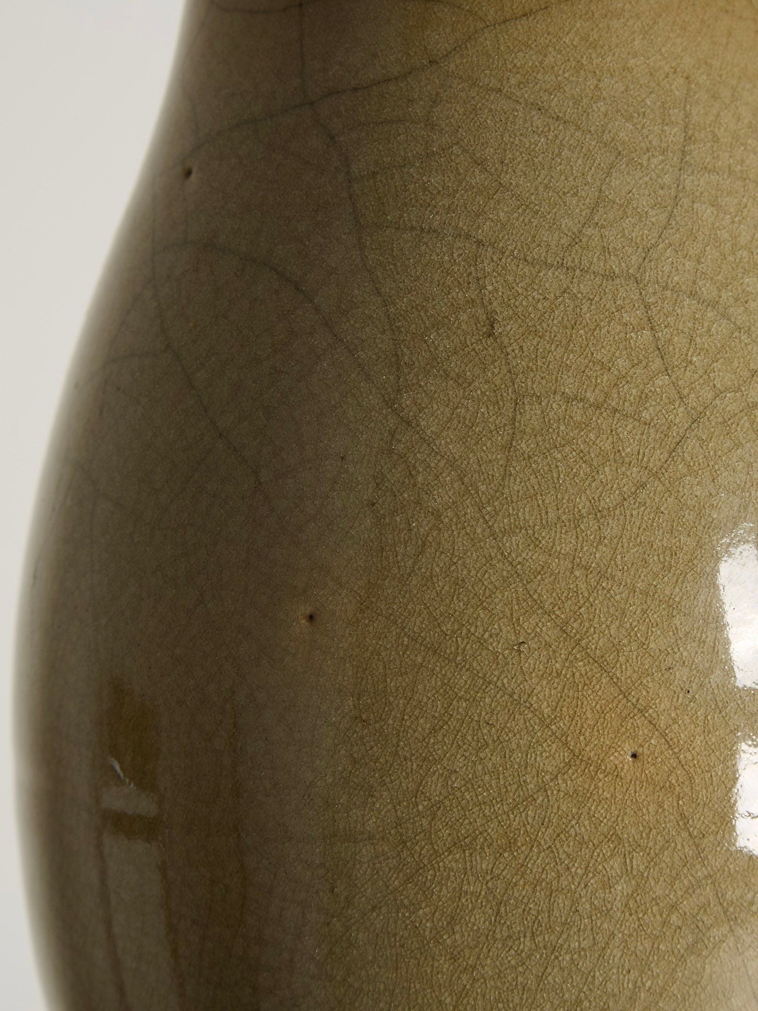 'Craquelure' Porcelain Lamp