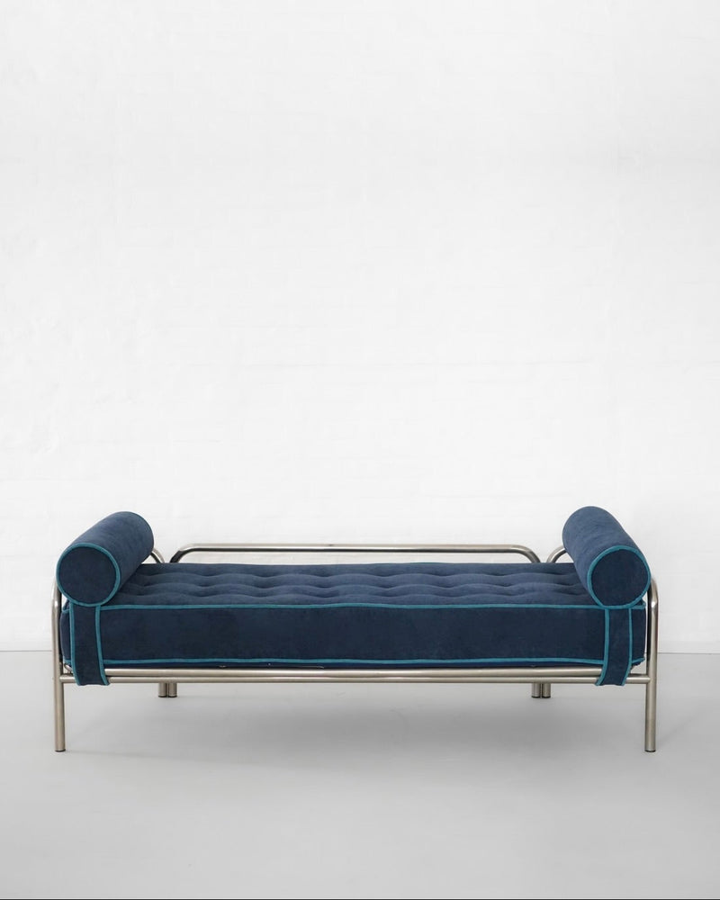 Blue velvet Locus Solus daybed with tubular steel frame by Aulenti