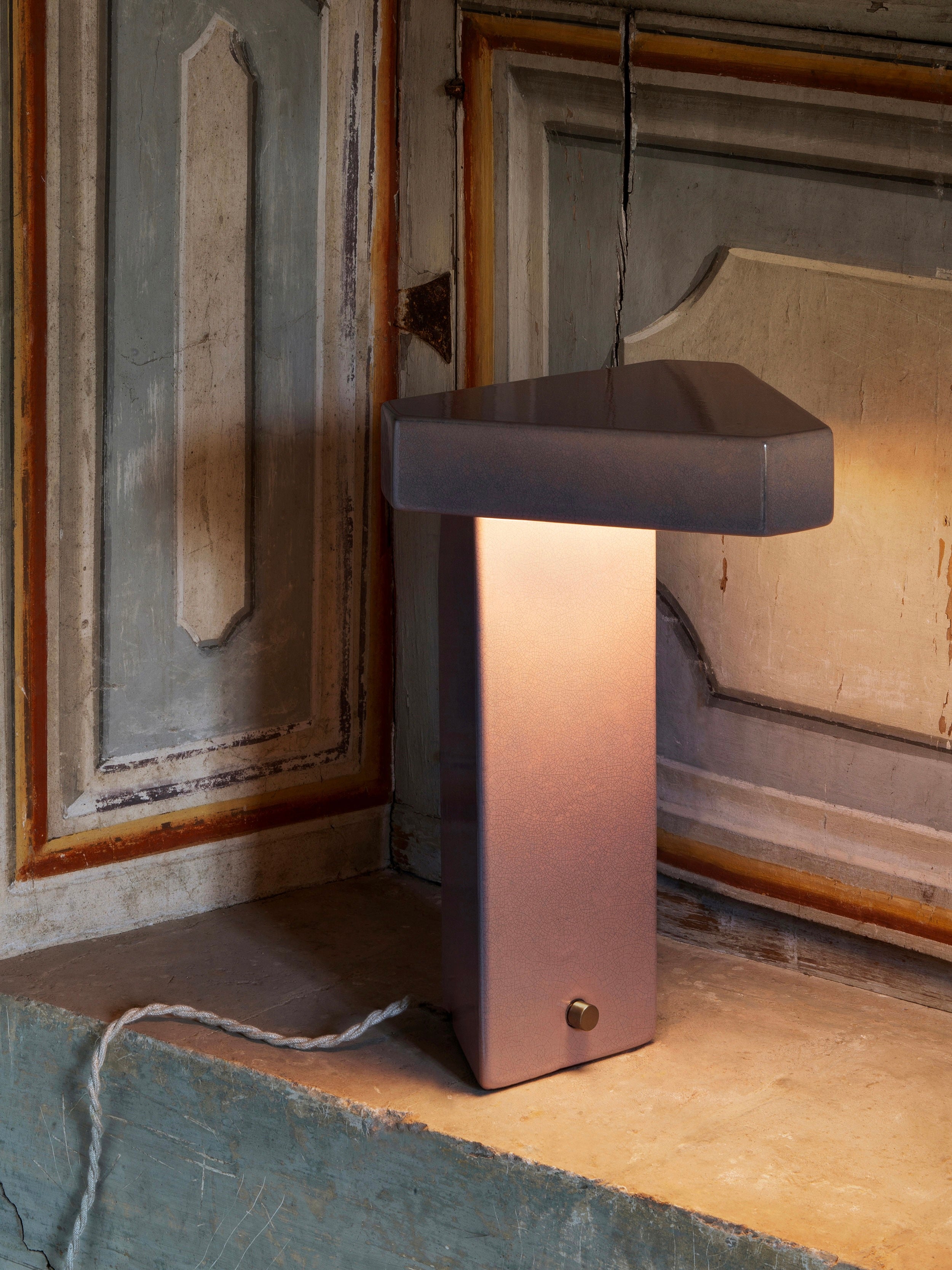 Apollo Table Lamp