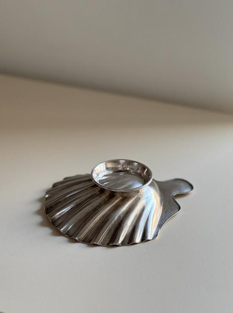  Silver-plated Christofle 60's Vide-poche Saint Jacques featuring a classic scallop shell design and nostalgic vintage charm