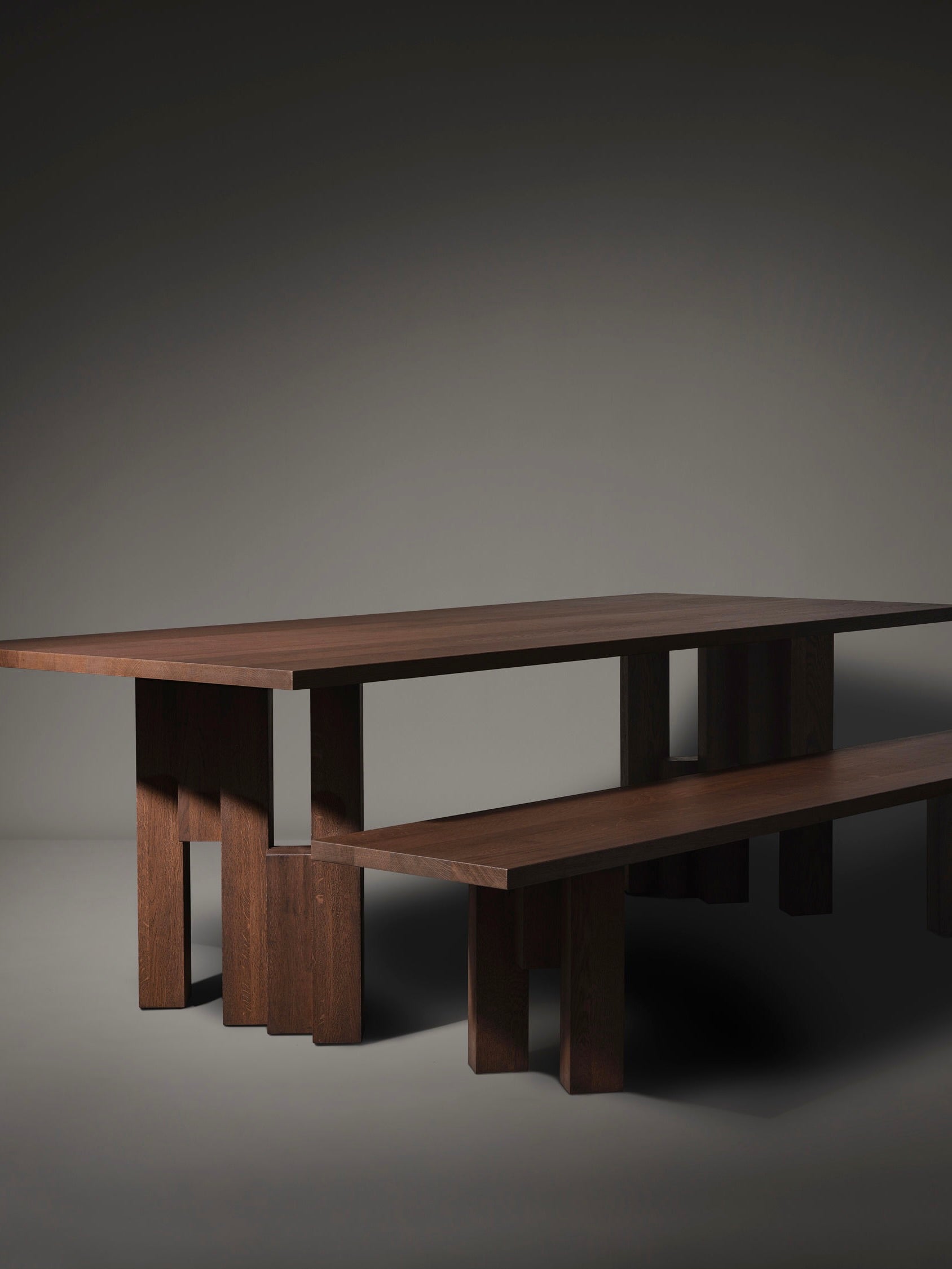 Fenestra Table