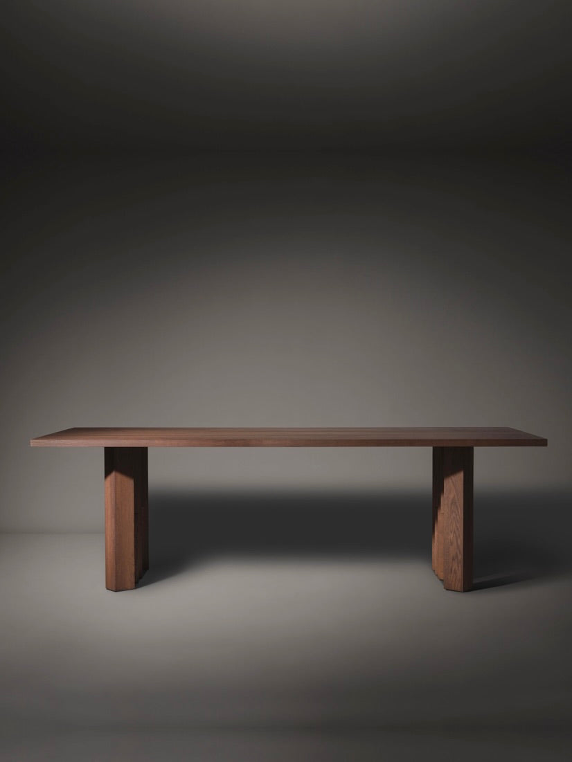 Fenestra Table