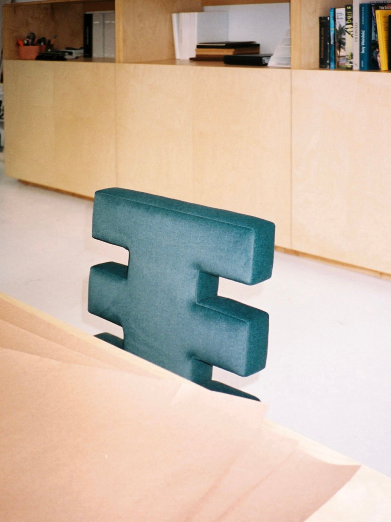 H Chair