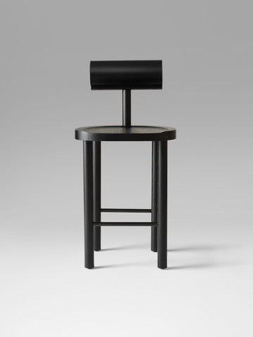 UNA black counter stool front view by Estudio Persona